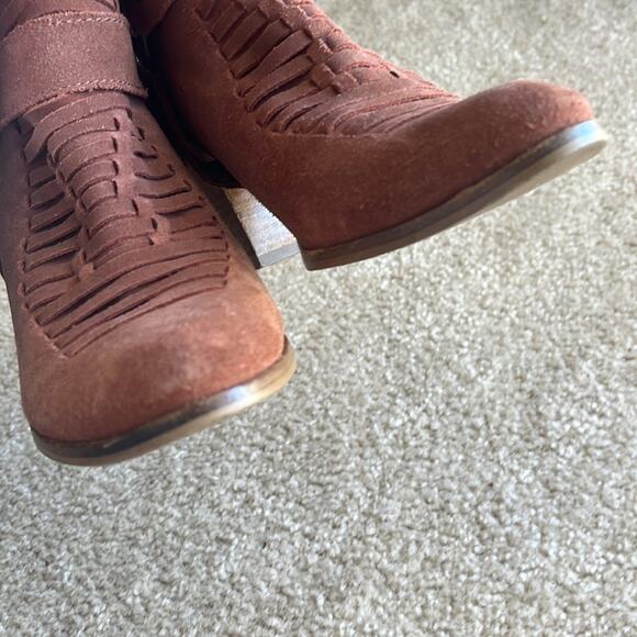 Seychelles Impossible Suede Cognac Bootie - Picture 9 of 11
